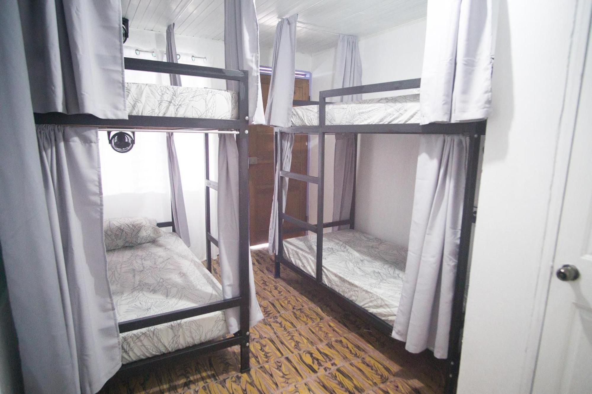 Pura Vibra Hostel La Fortuna Phòng bức ảnh