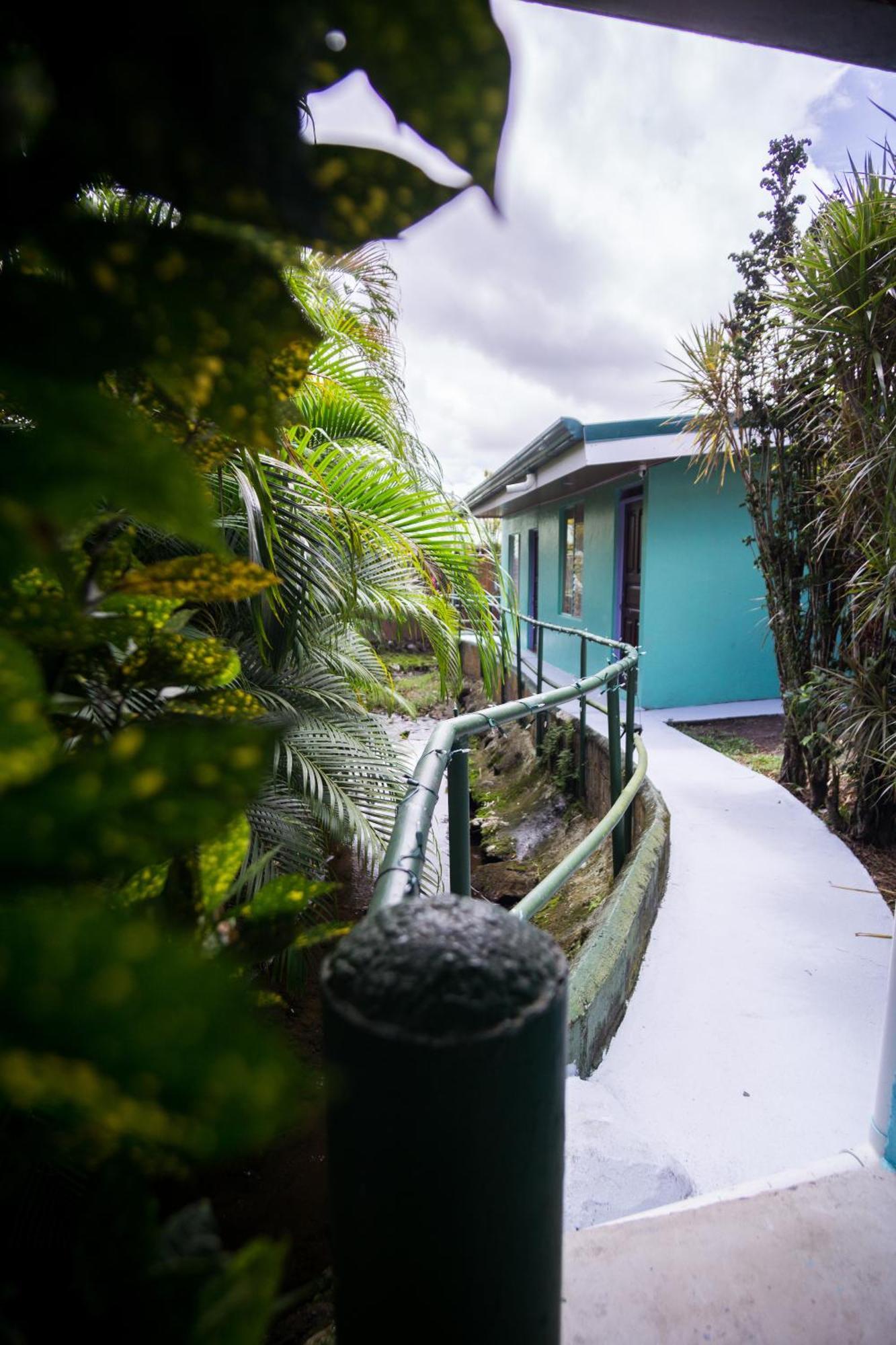 Pura Vibra Hostel La Fortuna Ngoại thất bức ảnh